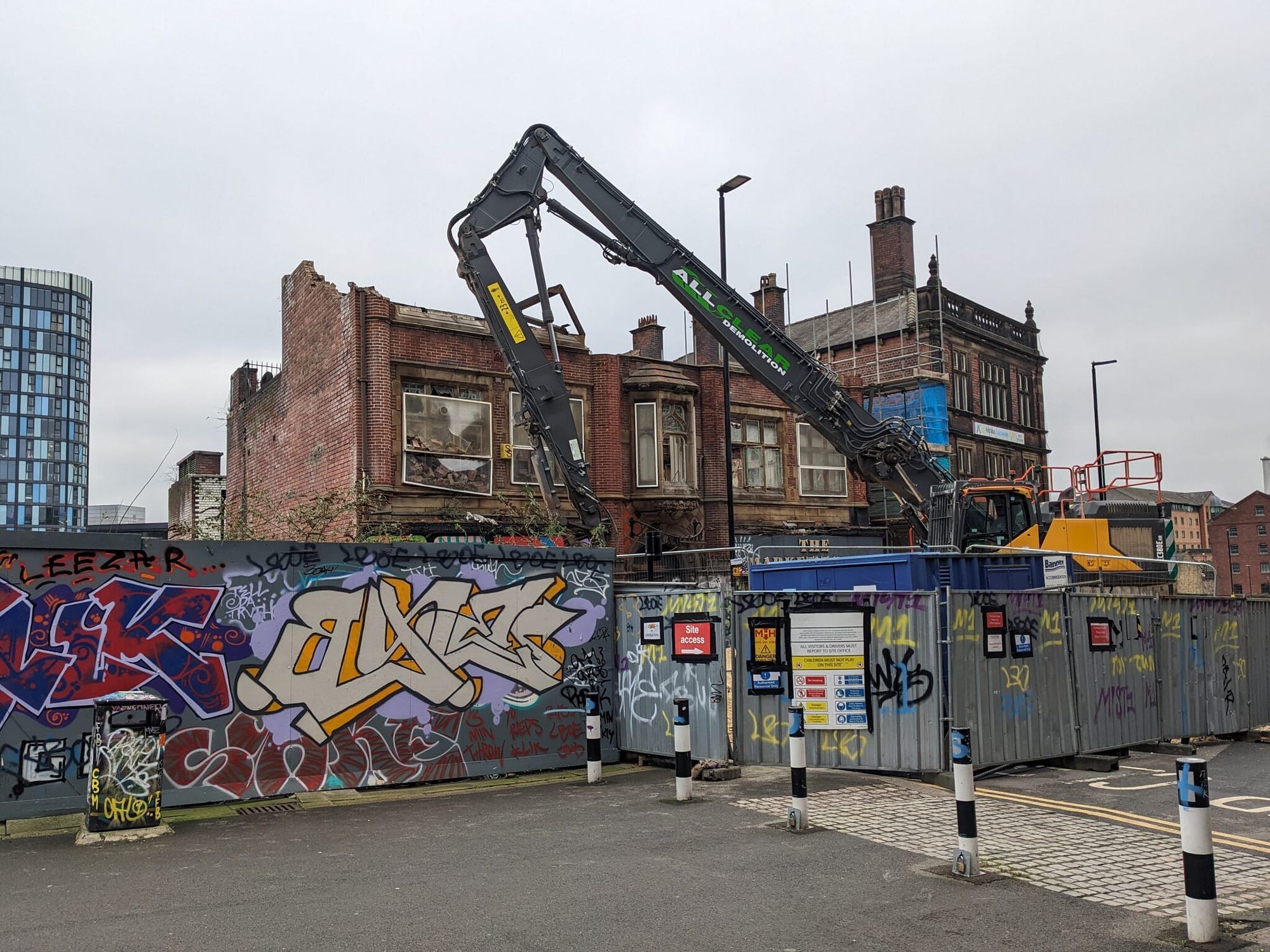 The Market Tavern is falling down. Should it have been saved?