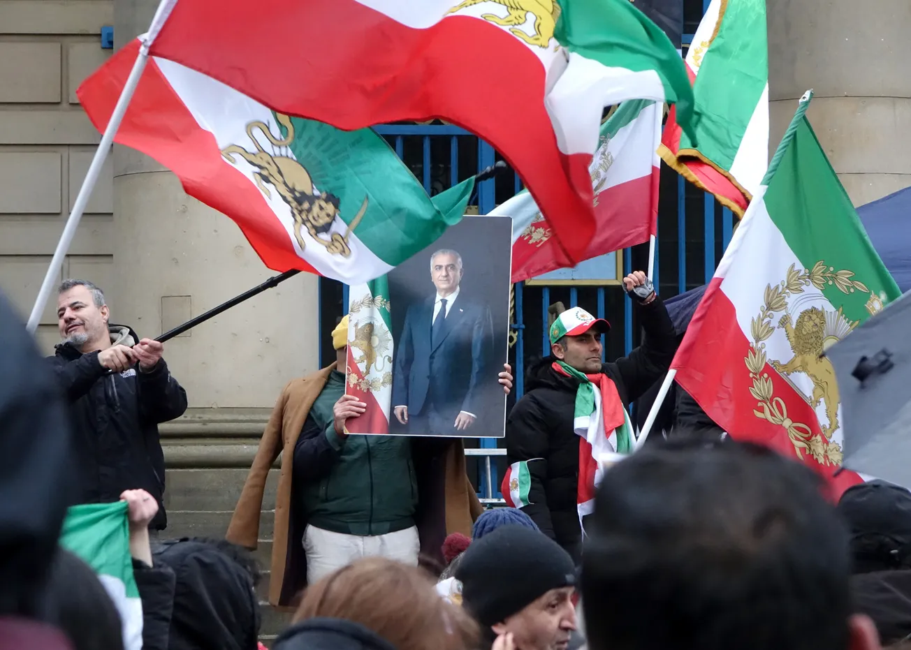 Fraught with worry, Sheffield’s Iranians anxiously wait for news from home